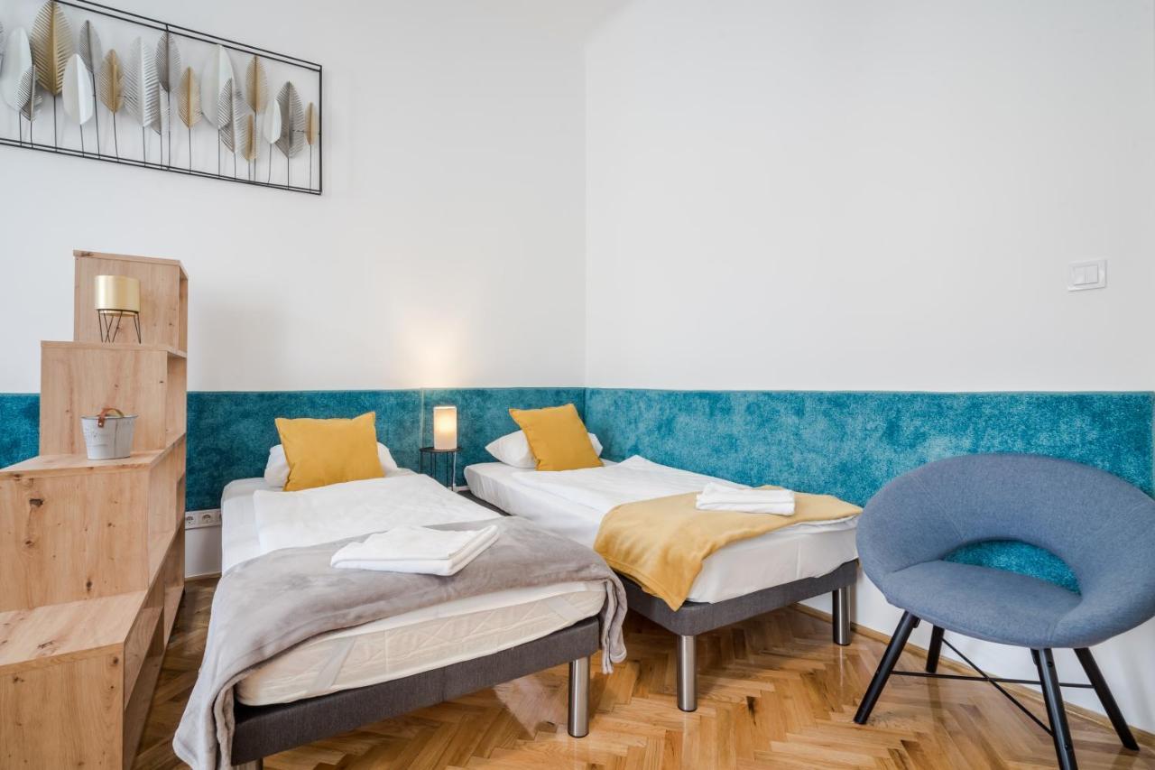 Bpr Stylish Vagabond Apartment With Ac Budapest Bagian luar foto